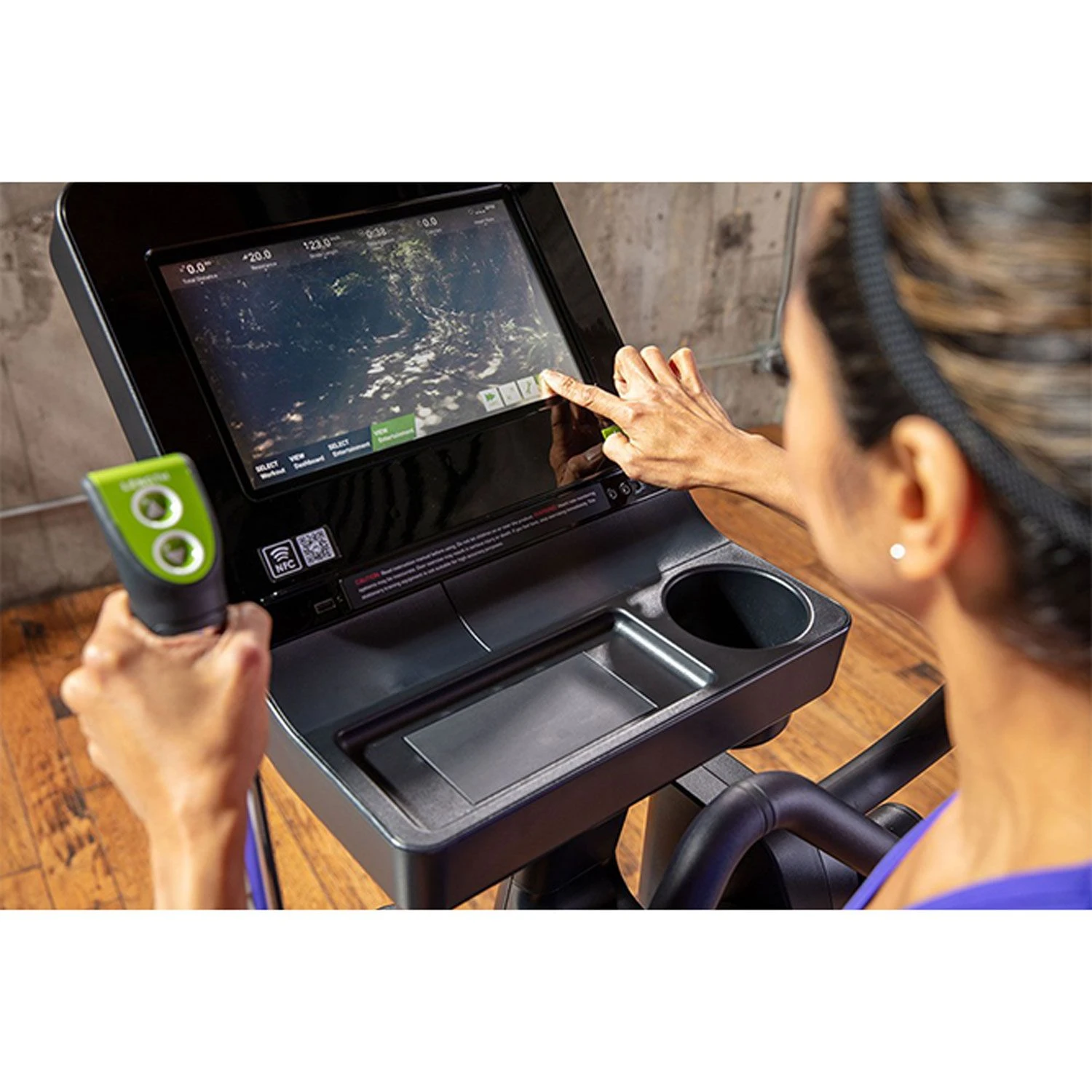 SportsArt Elite Senza E874 Elliptical - 13" 4 SportsArt Elite Senza E874 Elliptical - 13" - Image 2