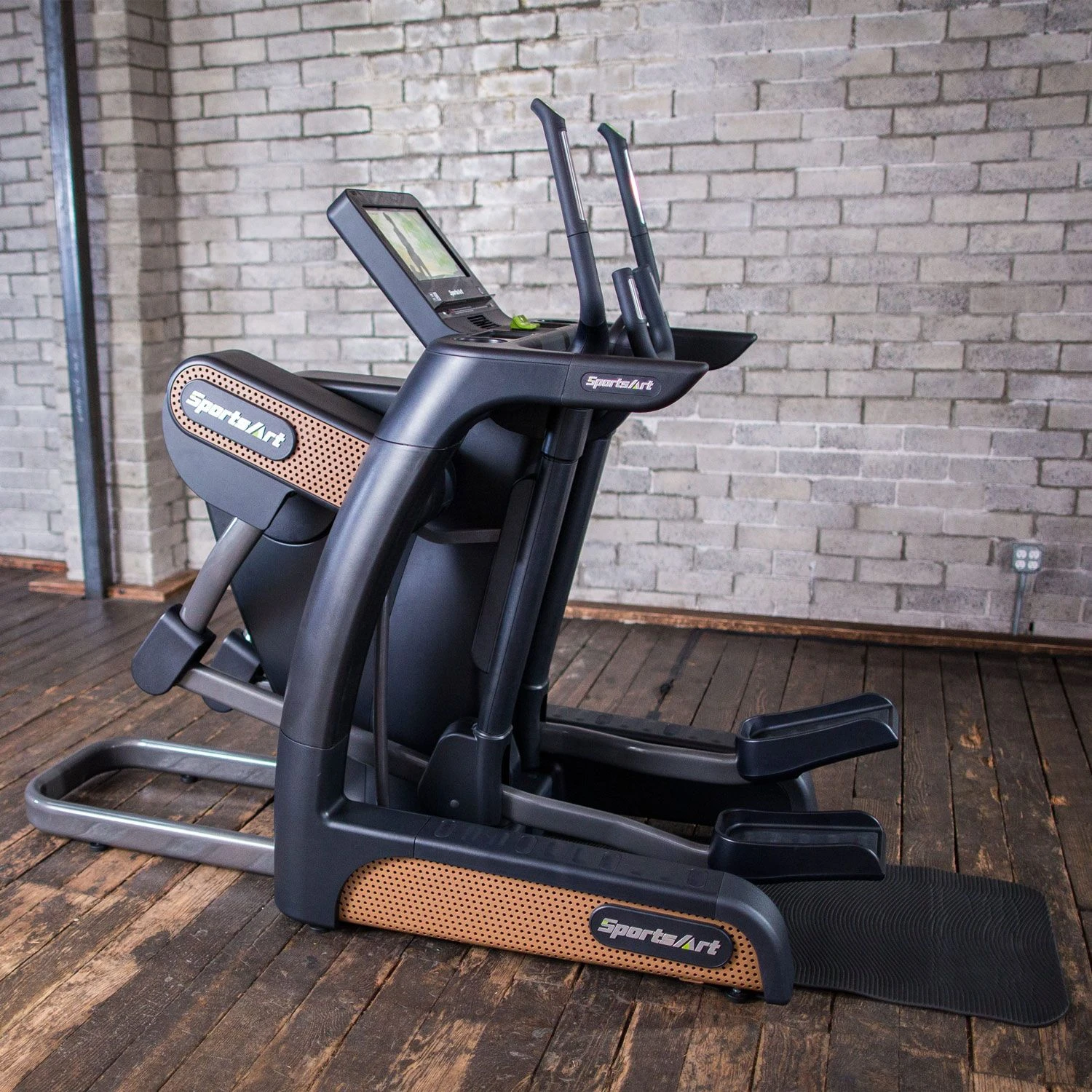 SportsArt V886 Verso Status Senza Cross Trainer - 16" 6 SportsArt V886 Verso Status Senza Cross Trainer - 16" - Image 4